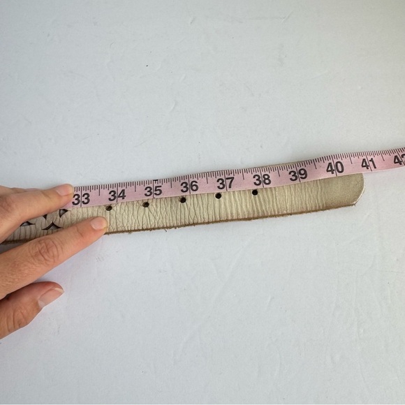 Vintage Statement Belt Y2K Cream Leather Perforated Cutout Coastal Womens Large - Picture 9 of 10